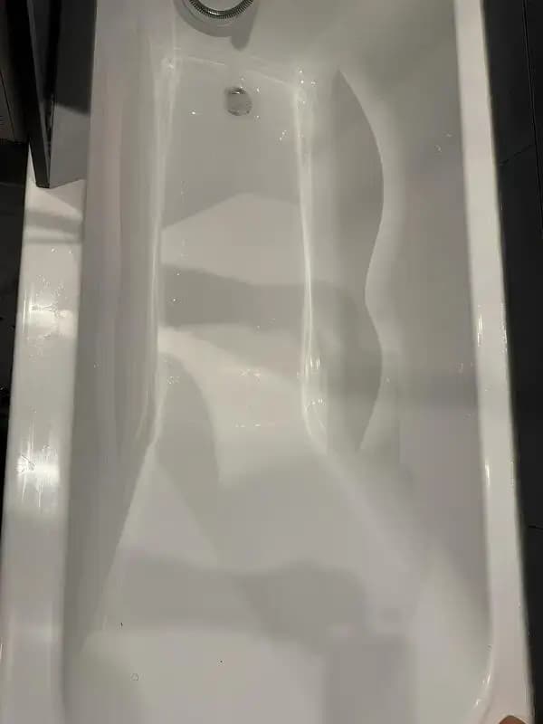 Solutions pour une douche ou baignoire bouchée - Aprime Fluides