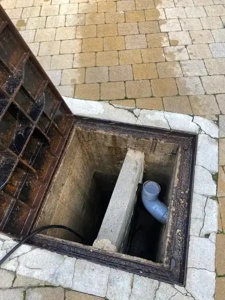 Urgence Débouchage Canalisation : Comment Réagir Vite et Bien ? — Aprime Fluides Débouchage canalisation Île-de-France