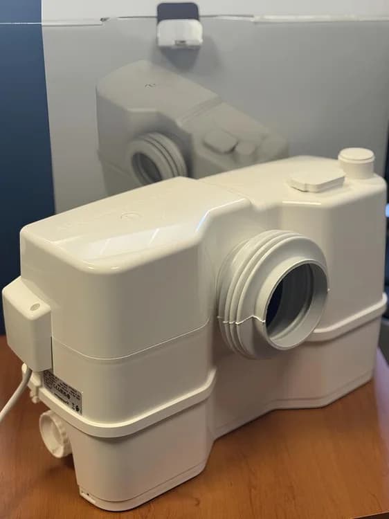 Sanibroyeur bouché : Le Guide complet pour réagir vite et sauver votre moteur — Aprime Fluides Sanibroyeur Île-de-France