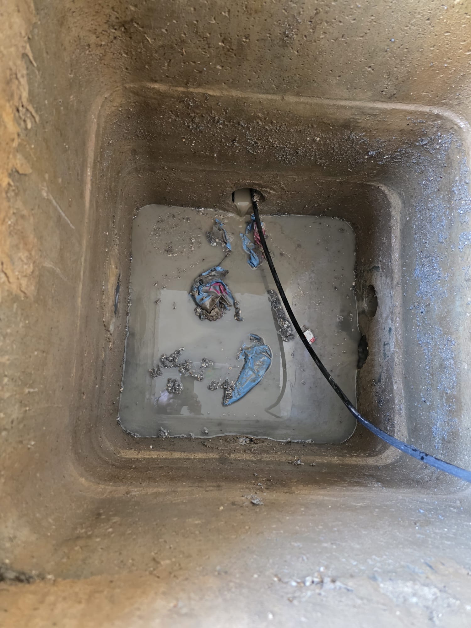 Intervention Aprime Fluides — débouchage canalisation IDF (#23) à Île-de-France