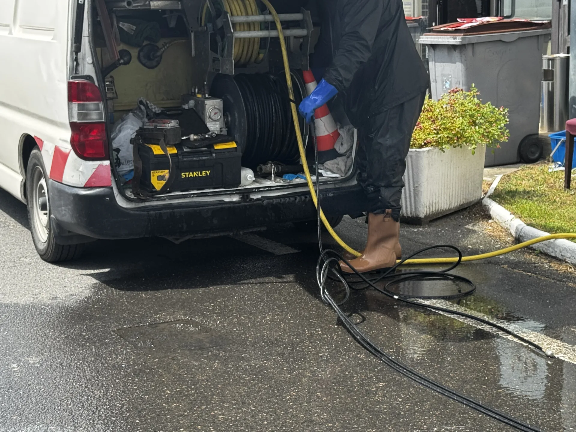 Débouchage de canalisation par hydrocurage haute pression à Bezons — Aprime Fluides