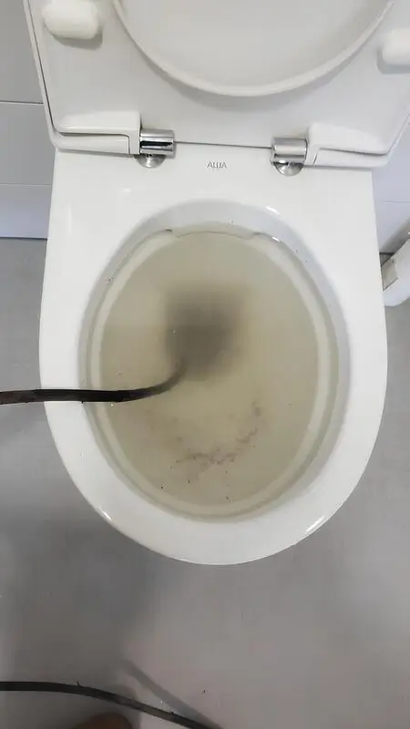 débouchage wc à la haute pression à Île-de-France · Aprime Fluides Île-de-France